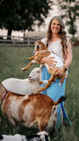 Minnesota raw goat milk from Freedom Reign Farms
